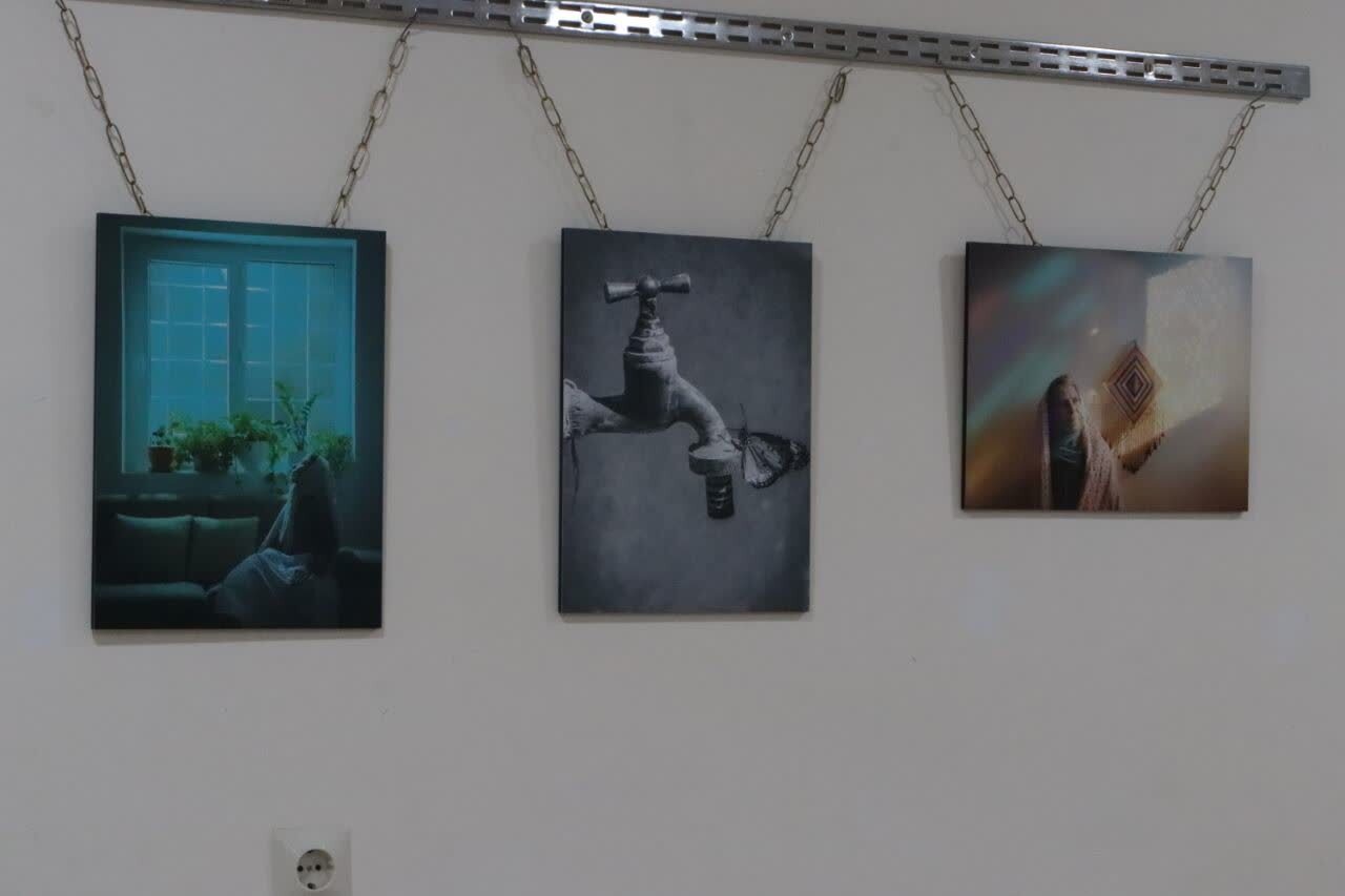 اولین نمایشگاه عکس (کنتراست)