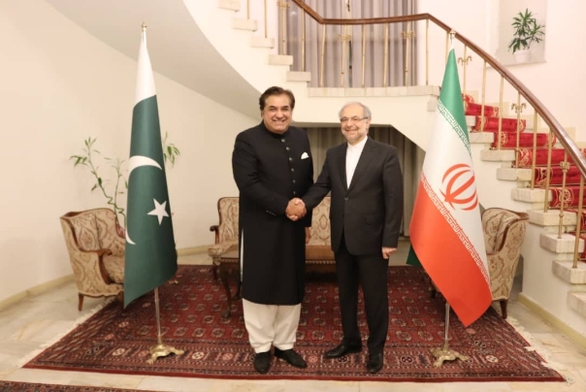 بازگشت سفرای ایران و پاکستان به سفارت خانه‌ها