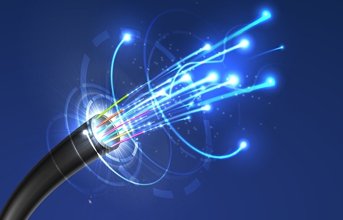 اجرای بیش از ۴۰ کیلومتر توسعه شبکه فیبر نوری و کابل مسی