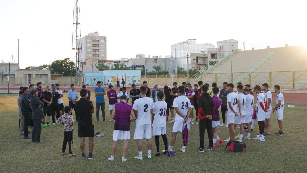 برای شادی مردم و سربلندی دیارمان با تمام توان بجنگید
