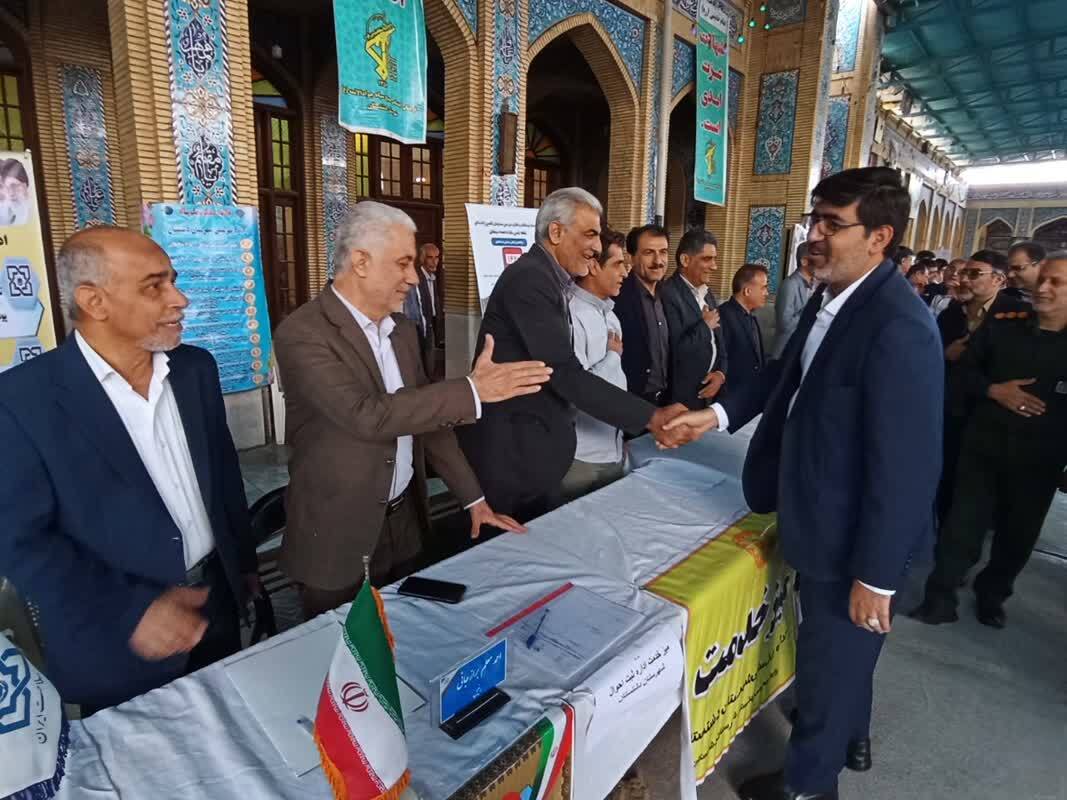 عملکرد بهزیستی شهرستان دشتستان  در دومین روز از دهه مبارک فجر عملکرد بهزیستی شهرستان دشتستان  در دومین روز از دهه مبارک فجر