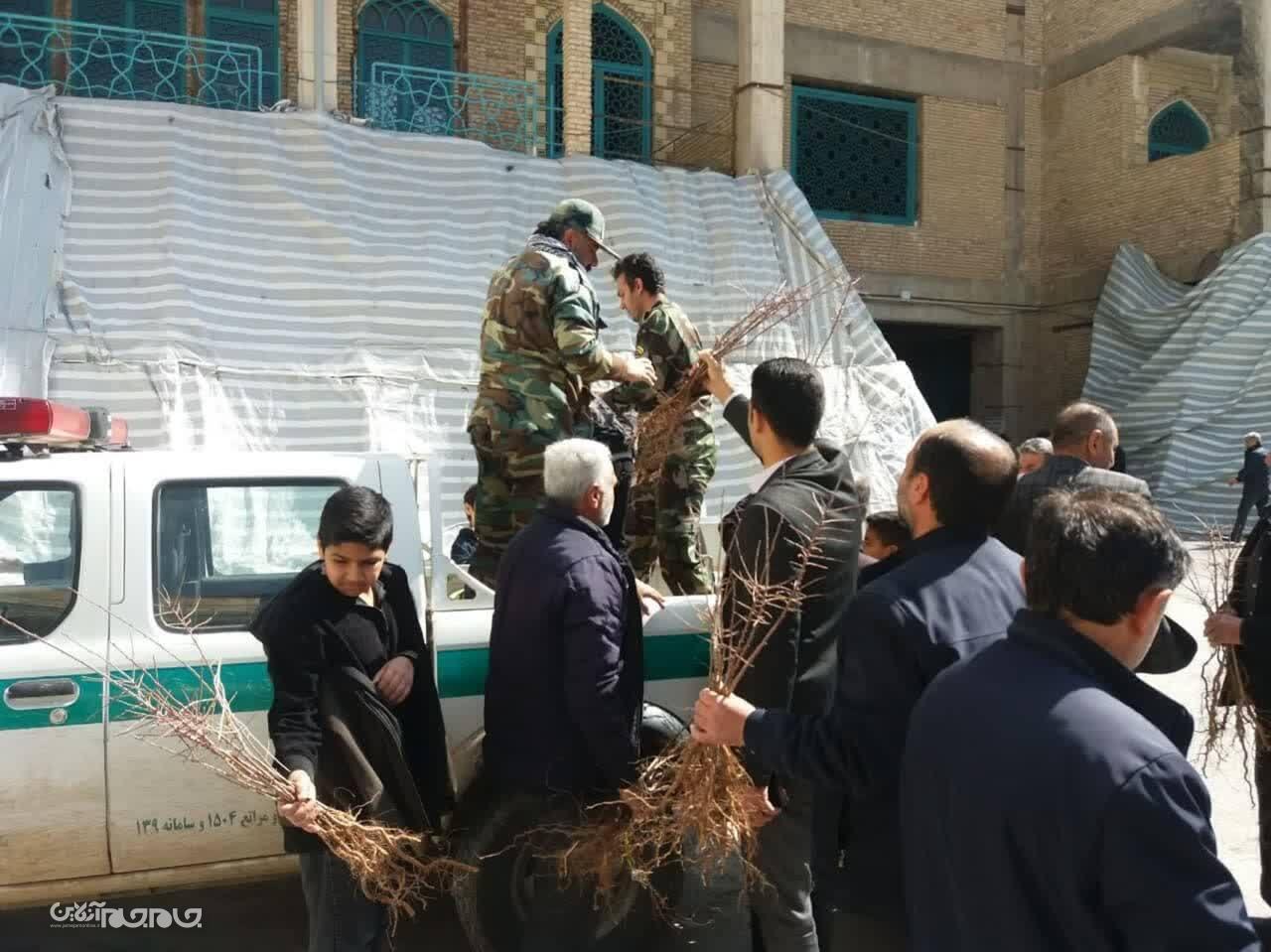 منابع طبیعی یکی از سرمایه های بی بدیل الهی است که باید مورد حفظ و حراست همه مردم و مسئولان قرار گیرد منابع طبیعی یکی از سرمایه های بی بدیل الهی است که باید مورد حفظ و حراست همه مردم و مسئولان قرار گیرد