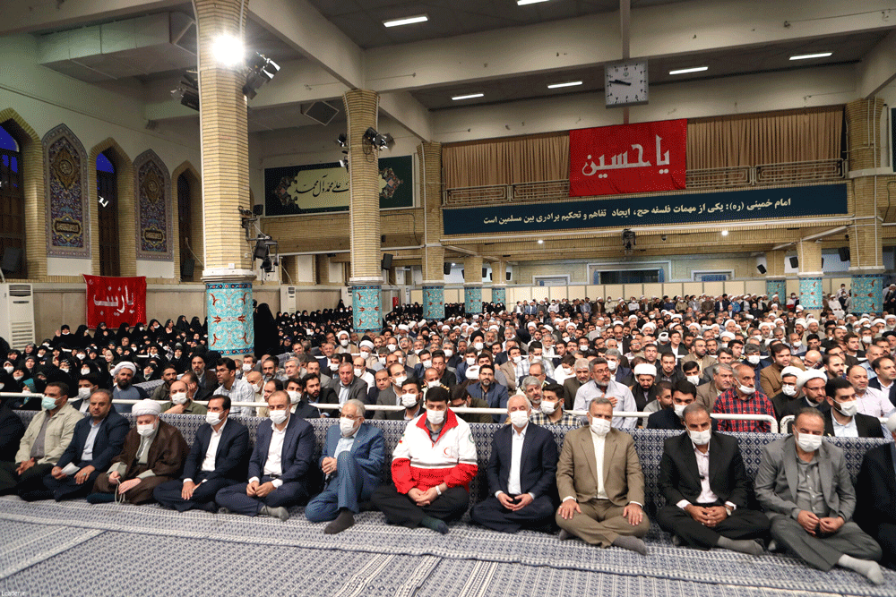 هدف حج اتحاد امت اسلامی در مقابل کفر، ظلم، استکبار و بتهای بشری و غیر بشری است هدف حج اتحاد امت اسلامی در مقابل کفر، ظلم، استکبار و بتهای بشری و غیر بشری است