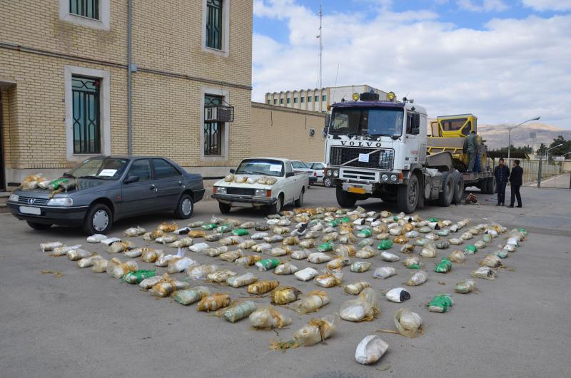 شناسایی 400 نوع ماده مخدر در ایران | تلاش مافیای مخدر برای قبحزدایی از اعتیاد شناسایی 400 نوع ماده مخدر در ایران | تلاش مافیای مخدر برای قبحزدایی از اعتیاد