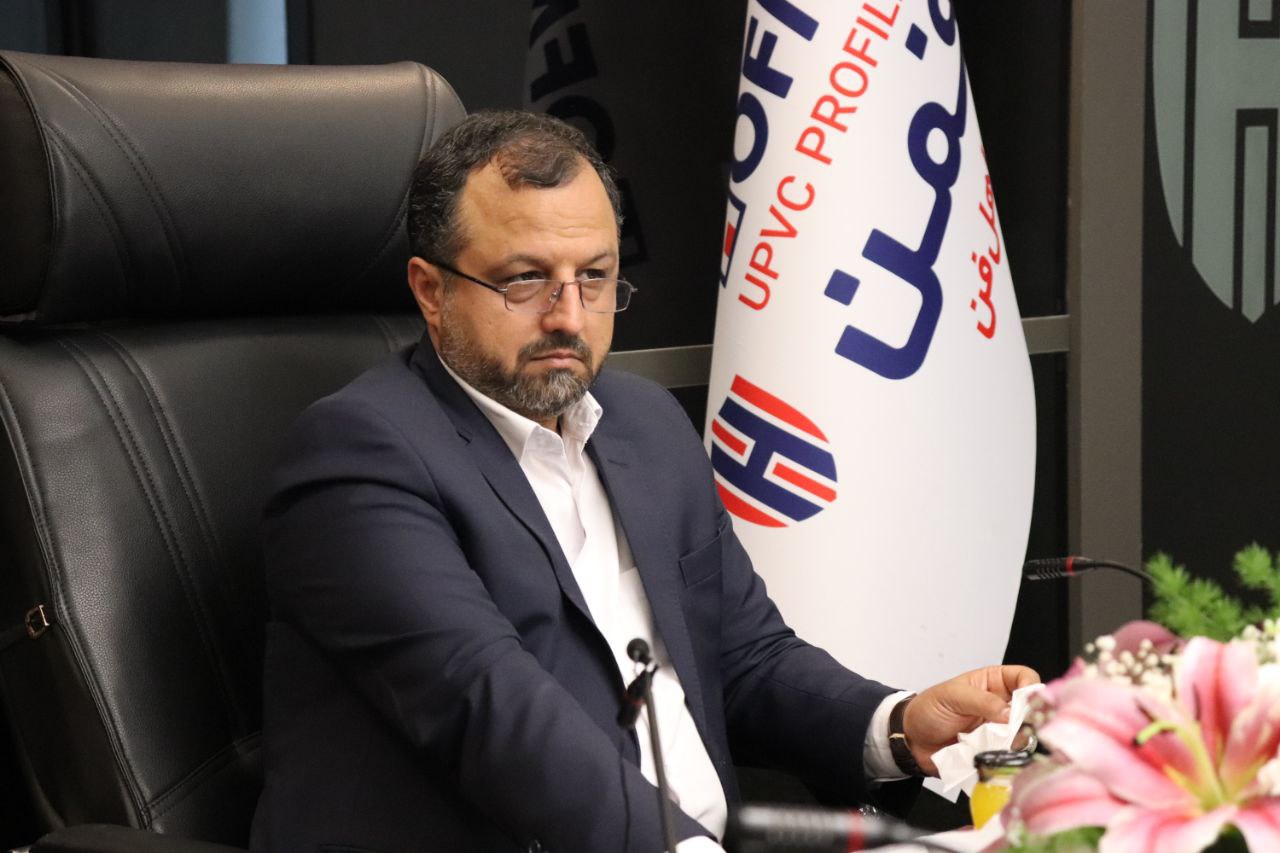 پیگیری طرح های توسعه هافمن در دیدار با وزیر امور اقتصادی و دارایی