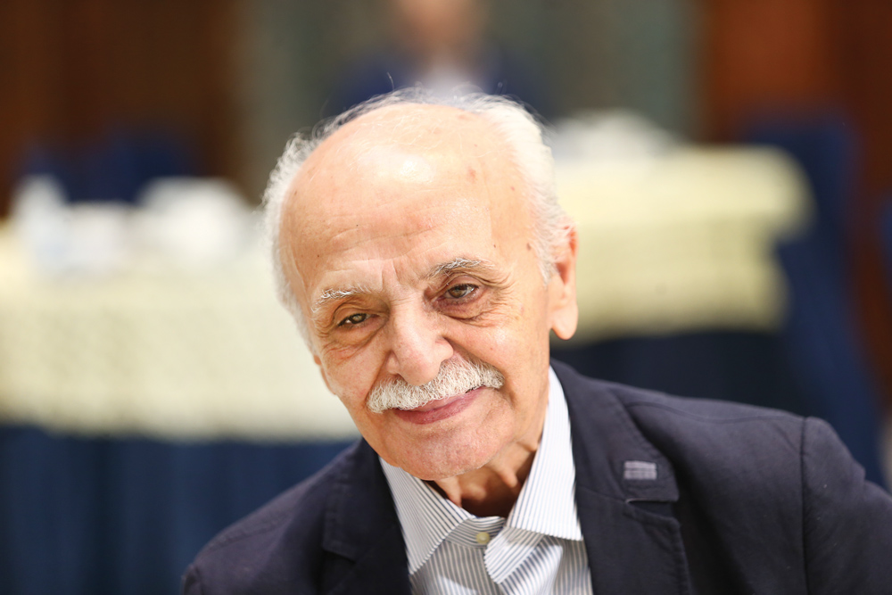 همراه با الگوهای رادیو همراه با الگوهای رادیو