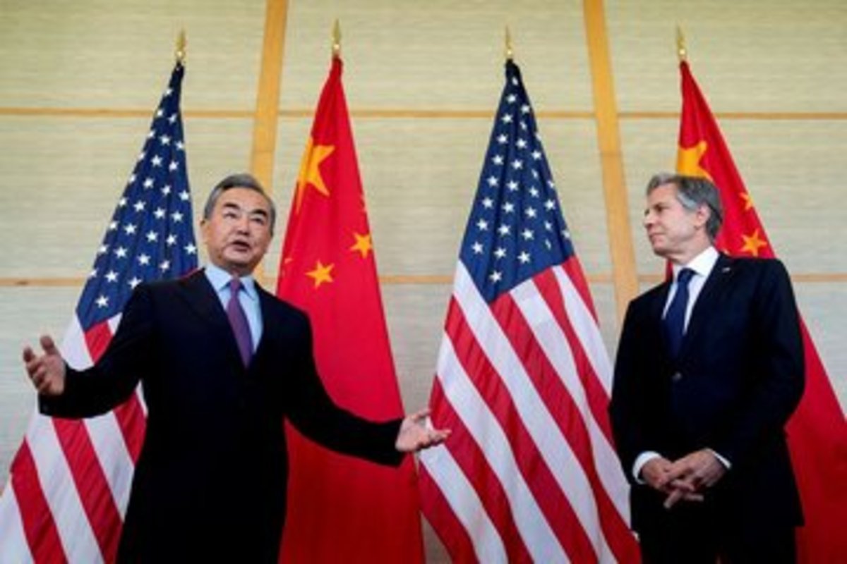 وزیر خارجه آمریکا در میان تنش‌های فزاینده میان پکن و واشنگتن، در سفری دو روزه به چین رفته است؛ سفری که خود آمریکایی‌ها هم امید زیادی به نتیجه‌بخش بودن آن ندارند.