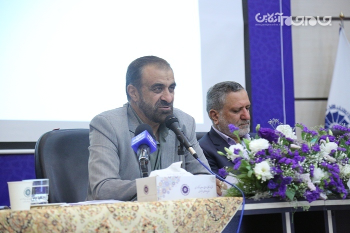 دلار را باید از تبادلات تجاری و ارزی کنار گذاشت دلار را باید از تبادلات تجاری و ارزی کنار گذاشت