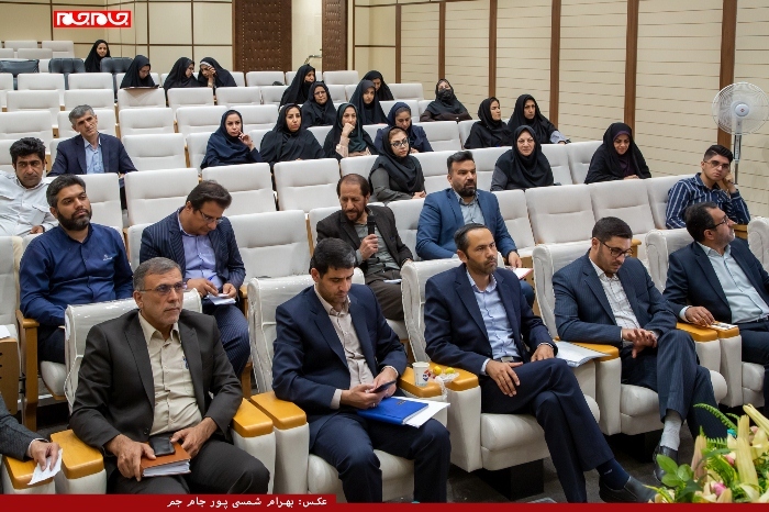 نشست خبری بازرس کل و مدیر کل سازمان بازرسی چهارمحال و بختیاری با اصحاب رسانه و فعالان خبری نشست خبری بازرس کل و مدیر کل سازمان بازرسی چهارمحال و بختیاری با اصحاب رسانه و فعالان خبری