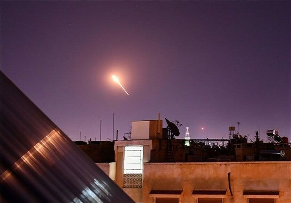 ببینید | حمله موشکی رژیم اسرائیل به حمص | موشک سوریه به جنوب فلسطین اشغالی رسید