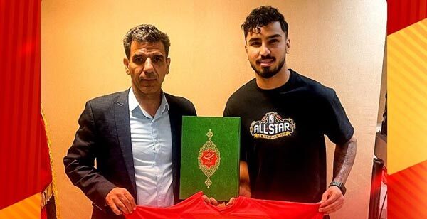 عکس | اقدام ارزشمند باشگاه فولاد با تکریم قرآن