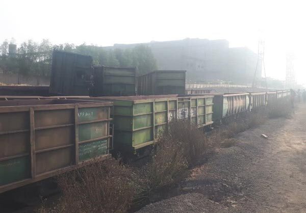 عکس و فیلم | فرار مرگبار قطار باری در بندرعباس عکس و فیلم | فرار مرگبار قطار باری در بندرعباس