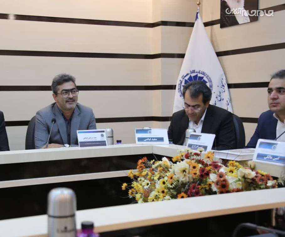 تاجر پروری و تقویت کمیسیون ها ، ویترین اتاق بازرگانی در دوره دهم