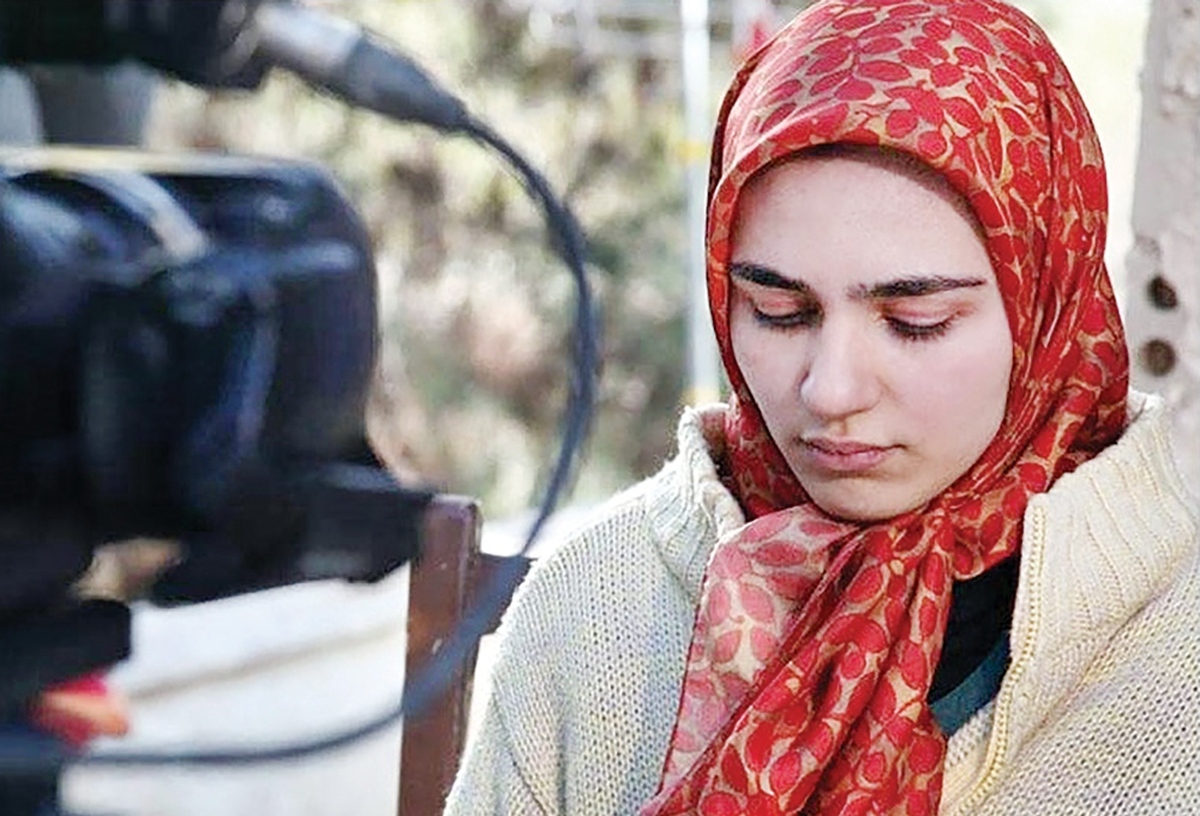 انوشه میرمرعشی، کارشناس و فعال فرهنگی و رسانه‌ای نظر خود را درباره نمایش «دختر تراز» در سریال‌های تلویزیونی این‌گونه بیان می‌کند: