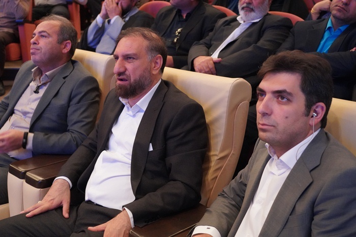 آئین تودیع و معارفه مدیر کل صدا و سیمای مرکز چهار محال و بختیاری برگزار شد آئین تودیع و معارفه مدیر کل صدا و سیمای مرکز چهار محال و بختیاری برگزار شد