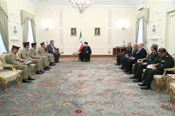 راهبرد ایران تبدیل مرزهای امنیتی به مرزهای امن و اقتصادی است راهبرد ایران تبدیل مرزهای امنیتی به مرزهای امن و اقتصادی است