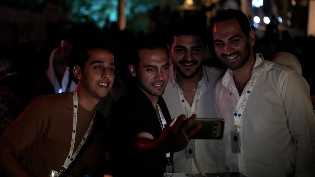 همه در باند سهم دارند همه در باند سهم دارند