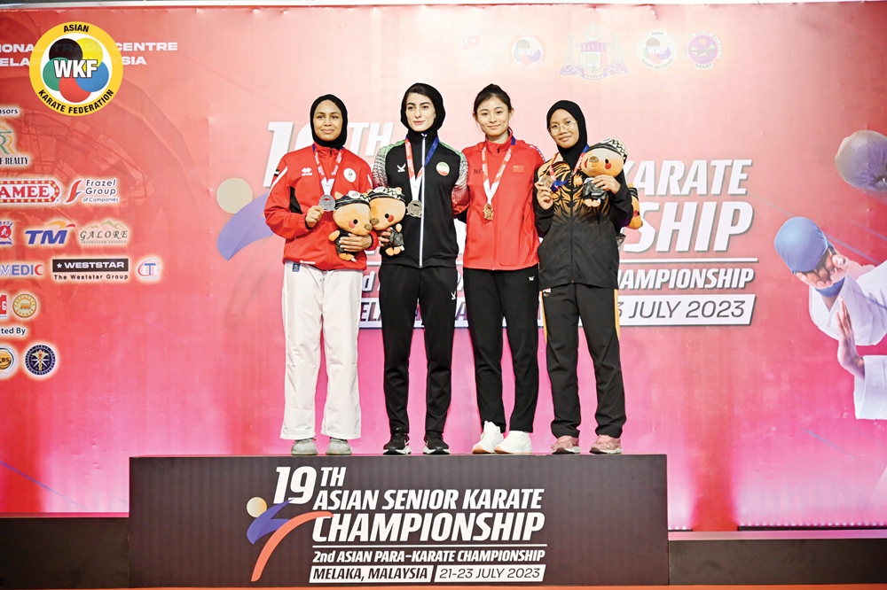 دختر ایرانی در مسیر تاریخ‌سازی