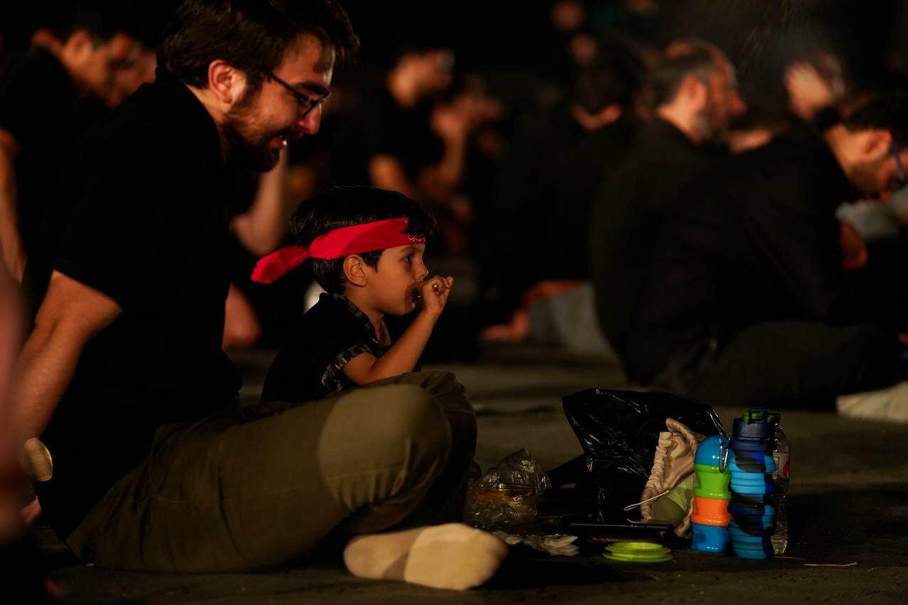 عکس | هیأت ۹۰ هزار مترمربعی سیاه و سفید محمود کریمی