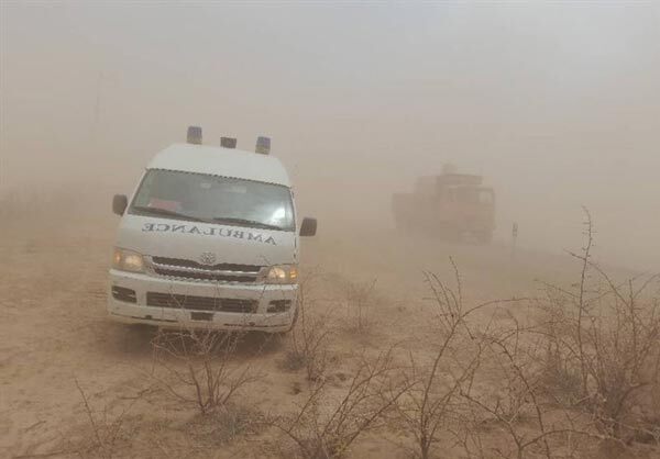 طوفان گرد و خاک در «خواف» ۸ نفر را روانه بیمارستان کرد
