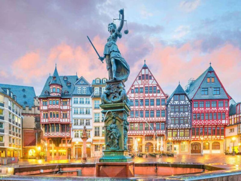 چرا به فرانکفورت سفر کنیم؟ چرا به فرانکفورت سفر کنیم؟