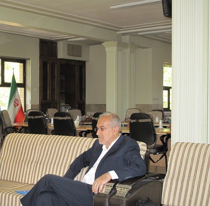 نگاه شهردار،معاونت عمرانی  و مدیران شهرداری به مدیریت شهری باید تغییر و متحول شود نگاه شهردار،معاونت عمرانی  و مدیران شهرداری به مدیریت شهری باید تغییر و متحول شود