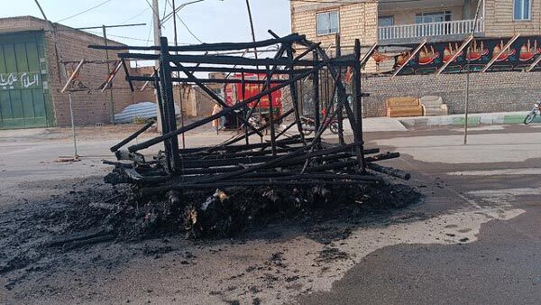 دستگیری ۲ عامل آتش‌ زدن عمدی نخل کوشک اردستان