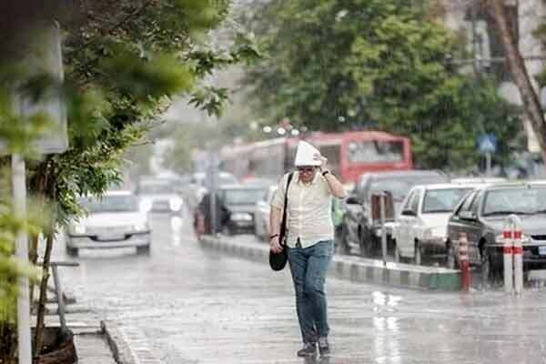خطر بارش‌های سیل‌آسا جدی است | دمای تهران به ۲۴ درجه می‌رسد