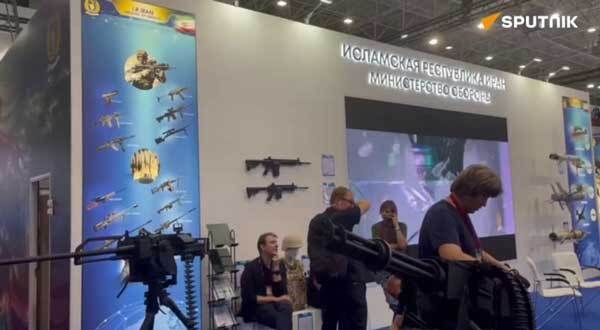 عکس | تجهیزات ایرانی در نمایشگاه دفاعی روسیه عکس | تجهیزات ایرانی در نمایشگاه دفاعی روسیه