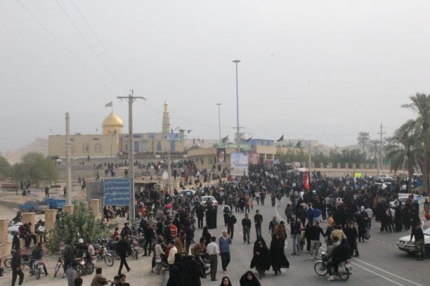 پیاده تا خورشید پیاده تا خورشید