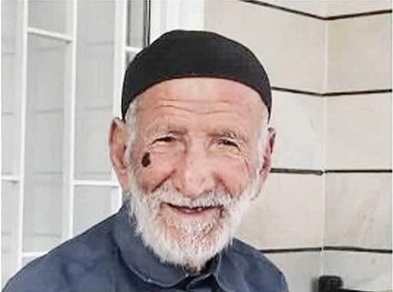تشییع باشکوه پدر سه شهید دفاع مقدس تشییع باشکوه پدر سه شهید دفاع مقدس