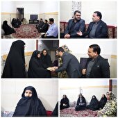 دیدار معاون استاندار با خانواده معظم شهید غلامرضا ترکی زاده