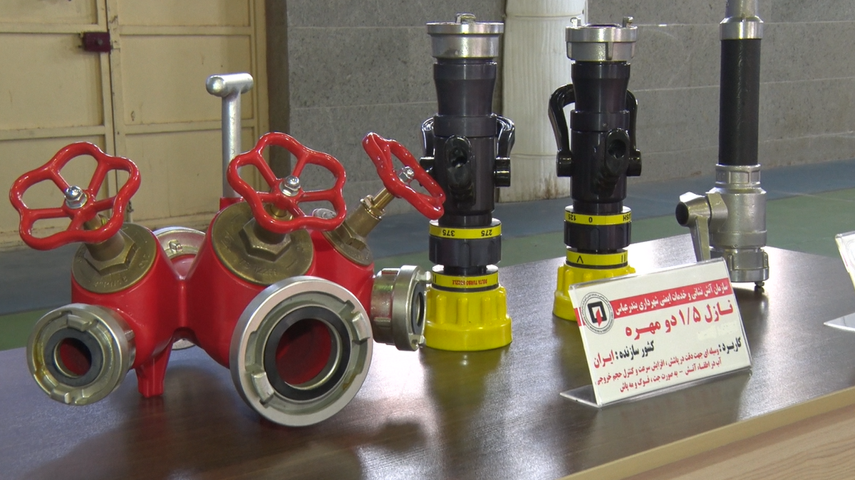 در هفتمین روز از هفته دولت طرح تجهیز ایستگاه‌های آتش نشانی بندرعباس اجرا شد.