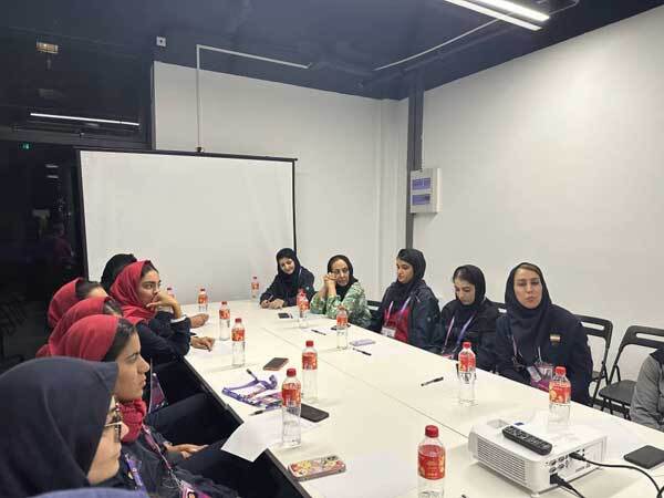 برگزاری نشست هماهنگی با بانوان سرپرست،مربی و ورزشکار حاضر در هانگژو برگزاری نشست هماهنگی با بانوان سرپرست،مربی و ورزشکار حاضر در هانگژو