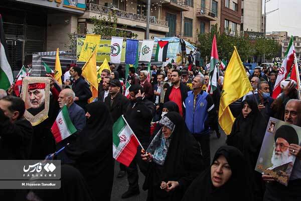 آغاز راهپیمایی حمایت از مردم مظلوم فلسطین در سراسر کشور آغاز راهپیمایی حمایت از مردم مظلوم فلسطین در سراسر کشور