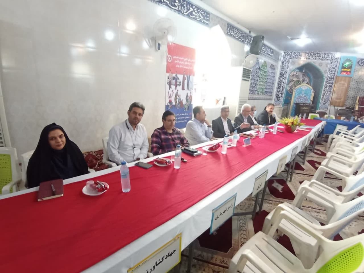 نشست تیم تخصصی با مردم محله علی آباد شهر برازجان  نشست تیم تخصصی با مردم محله علی آباد شهر برازجان