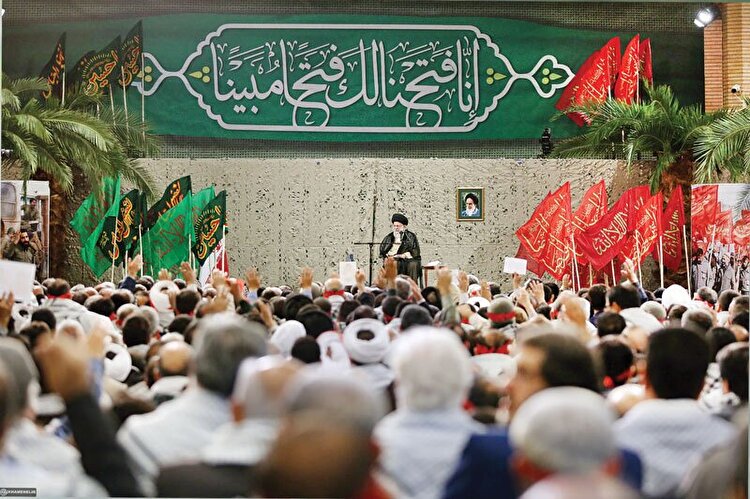 رهبری مقاومت در آینه تاریخ