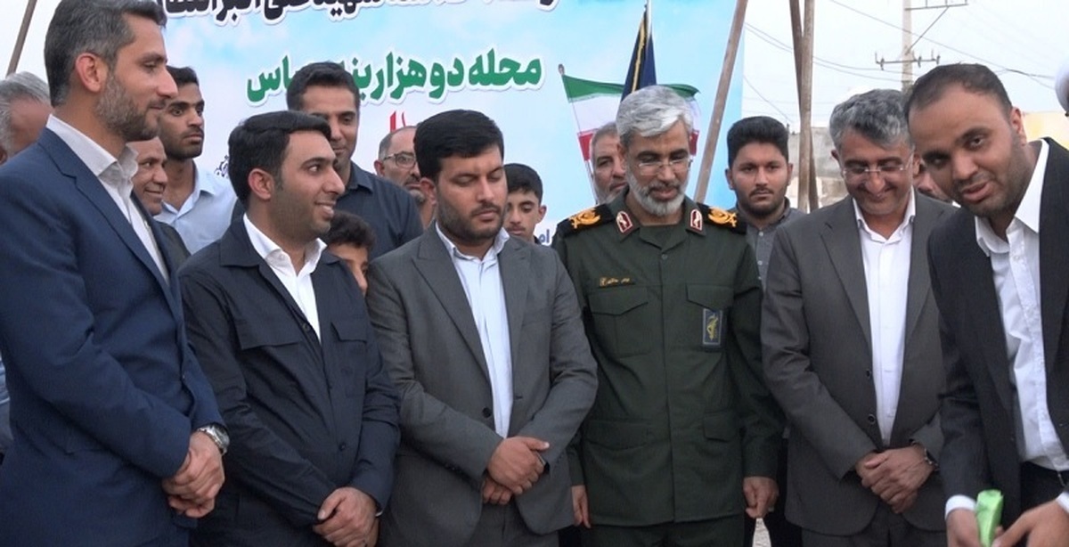 به مناسبت هفته دفاع مقدس ساخت مدرسه ۹ کلاسه ابتدایی بنام شهید علی انتظاری در محله کوی ملت شهرستان بندرعباس آغاز شد.