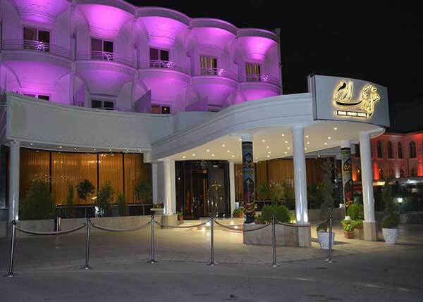 بهترین هتل های 4 ستاره برای اقامت در شمال تهران بهترین هتل های 4 ستاره برای اقامت در شمال تهران