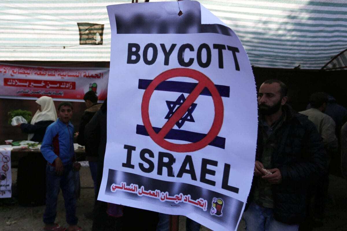 تحریم نفتی، قدم کوچک اما موثر جهان اسلام   تحریم نفتی، قدم کوچک اما موثر جهان اسلام