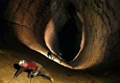 ببینید | غارنوردی هولناک