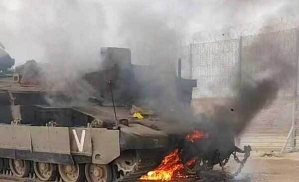 سرنگونی پهپاد رژیم صهیونیستی برفراز نوار غزه سرنگونی پهپاد رژیم صهیونیستی برفراز نوار غزه