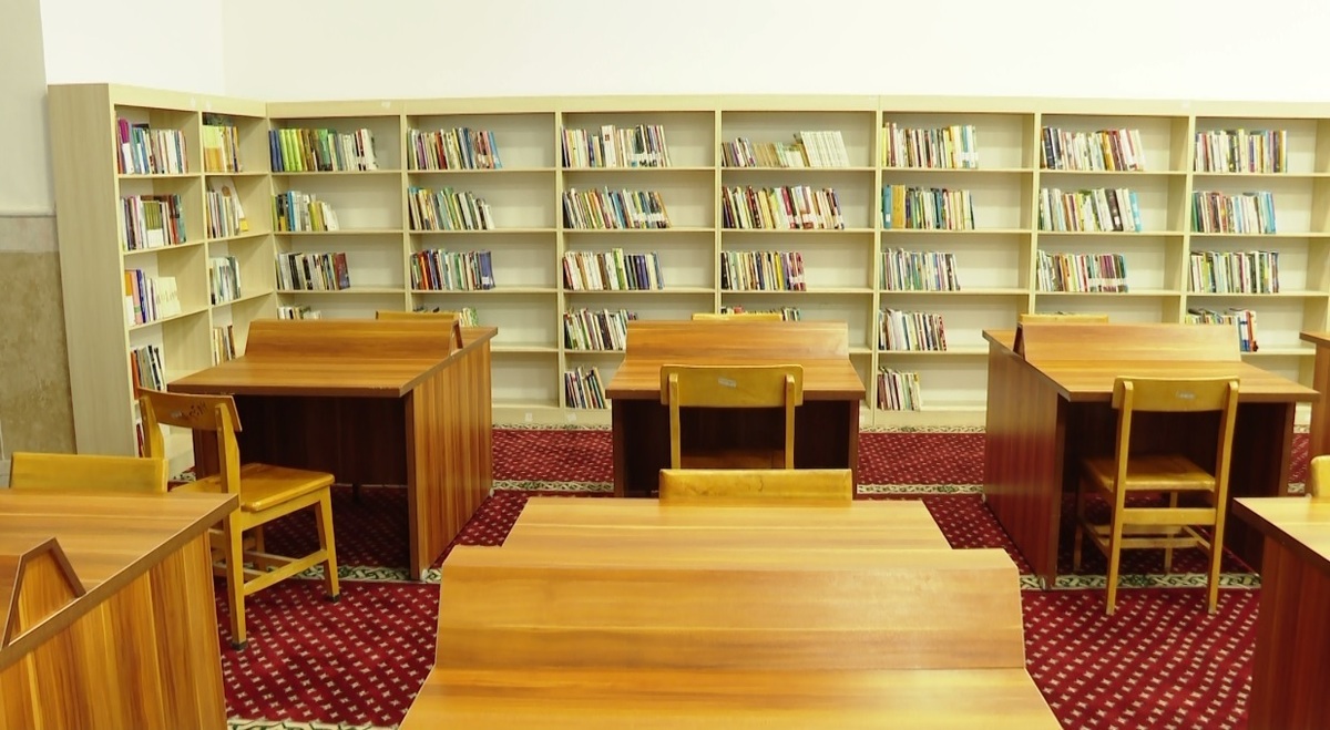 بهره برداری از کتابخانه آدینه در مسجد جامع بندرعباس
