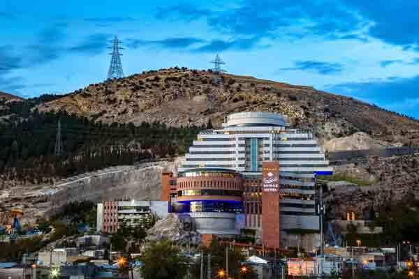 4 پیشنهاد برای افرادی که اقامت طولانی در هتل دارند 4 پیشنهاد برای افرادی که اقامت طولانی در هتل دارند