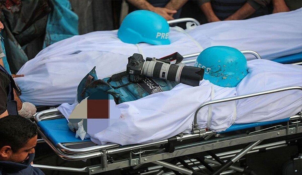 از هفتم اکتبر تا کنون ۳۴ خبرنگار به شهادت رسیده و ده‌ها تن دیگر مجروح و ۵۰ دفتر خبرگزاری در غزه از سوی جنگنده‌های رژیم صهیونیستی بمباران شده اند.