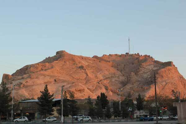 درخشش نگین 3هزار ساله انگشترتاریخ شهر کرمان درخشش نگین 3هزار ساله انگشترتاریخ شهر کرمان