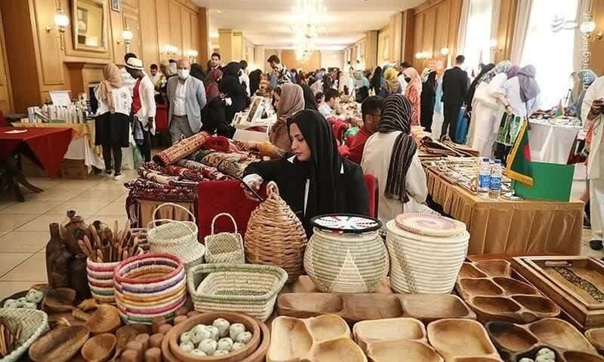 با پیگیری های فرماندار ویژه شهرستان کرج در هر یک از شهرهای اقماری یک بازارچه محلی برای فروش تولیدات و محصولات بانوان بزودی افتتاح می شود.