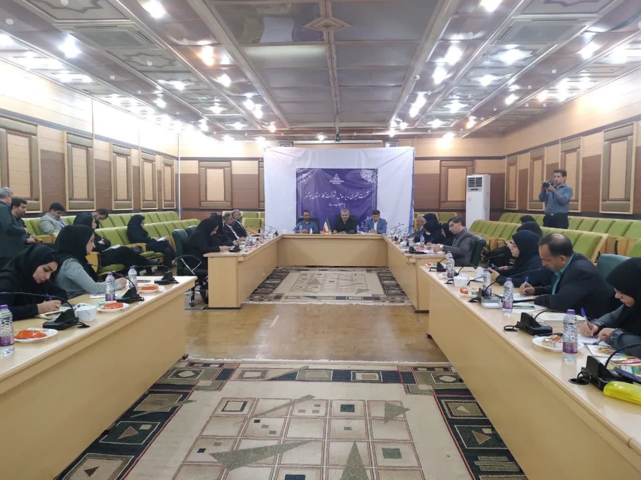 برخورداری از شبکه گاز رسانی در همه شهرها به استثنای جزیره خارگ برخورداری از شبکه گاز رسانی در همه شهرها به استثنای جزیره خارگ