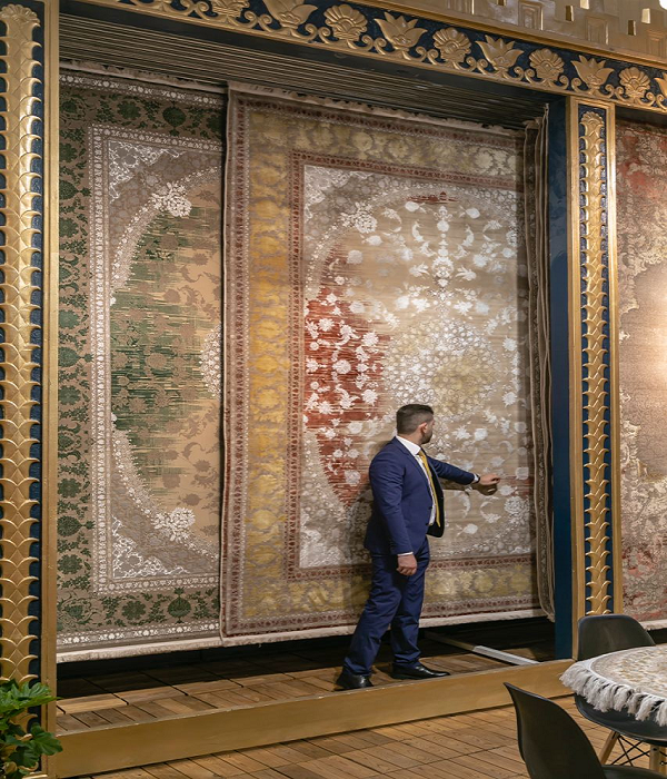 درخشش شرکت فرش یلدای کویر کاشان در نمایشگاه بین‌المللی فرش ماشینی 1402