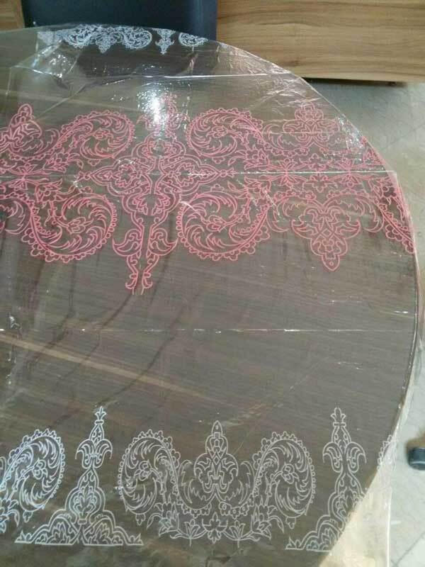 آشنایی با ویژگیهای سفره رومیزی و کاربردهای آن آشنایی با ویژگیهای سفره رومیزی و کاربردهای آن